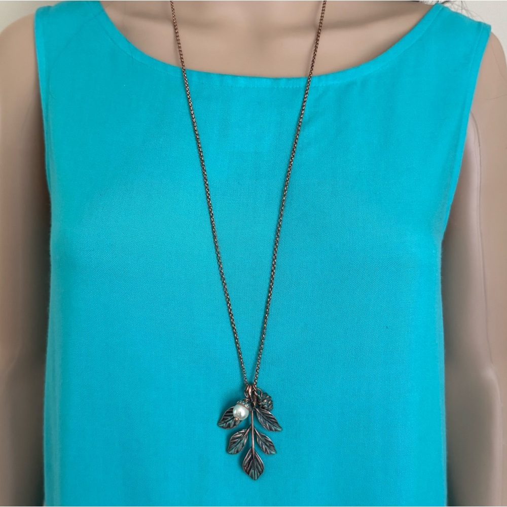 Copper Patina Leaf and Acorn Pendant Necklace with Matching Earrings NWT